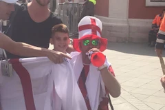 Cổ động viên Anh, Croatia làm náo loạn khu trung tâm Moskva