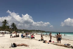 Bãi biển thuộc Công viên quốc gia Tulum ở bang Quintana Roo, Mexico ngày 22/3. (Nguồn: AFP/TTXVN)