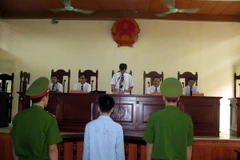 27 năm tù giam cho ba đối tượng rút tiền qua thẻ visa ảo