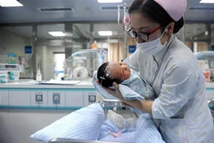 [Video] Bố mẹ uống rượu khiến thai nhi có nguy cơ mắc bệnh tim mạch