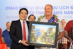 [Video] Quảng Nam đón du khách quốc tế thứ 4,6 triệu năm 2019