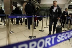 Người Romania, Bulgaria bắt đầu tự do làm việc ở Anh 