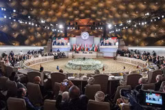 Tổng thống Tunisia Beji Caid Essebsi (giữa) chủ trì Hội nghị thượng đỉnh Liên đoàn Arab (AL) lần thứ 30 ở Tunis, Tunisia ngày 31/3. (Nguồn: AFP/TTXVN) 
