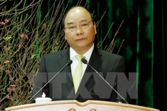 Thủ tướng Nguyễn Xuân Phúc gặp và làm việc với giáo sư, tiến sỹ Fredmund Malik, Viện trưởng Viện Nghiên cứu Malik. (Ảnh: Thống Nhất/TTXVN)