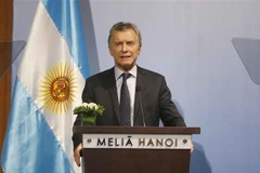 Tổng thống nước Cộng hòa Argentina phát biểu tại Diễn đàn Doanh nghiệp Việt Nam-Argentina. (Ảnh: Doãn Tấn/TTXVN) 