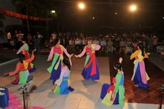 Cộng đồng người Việt tại Trung Quốc tổ chức mừng Tết Bính Thân