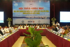 Kết hợp khai thác thủy sản với giữ chủ quyền biển đảo