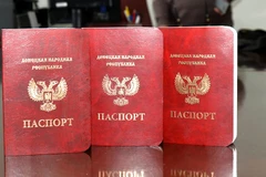 Hộ chiếu Cộng hòa Nhân dân Donetsk. (Nguồn: Sputnik)