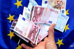 Lãi suất thấp lịch sử, doanh nghiệp châu Âu "đau đầu" lo lương hưu