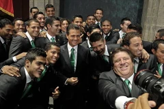 Trận Mexico-Cameroon: Đã đến lúc thần may mắn phải lựa chọn