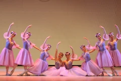 Một tiết mục múa ballet tại Giai điệu mùa Thu 2011. (Ảnh: Phương Vy/TTXVN)