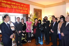 Cộng đồng người Việt tại Canada mừng Xuân Giáp Ngọ  