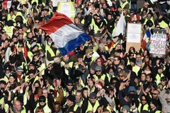 Người biểu tình Áo vàng tập trung tại Marseille, miền nam Pháp ngày 15/12/2018. (Nguồn: AFP/TTXVN) 