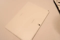 Samsung chính thức trình làng tablet “khủng” 12,2-inch
