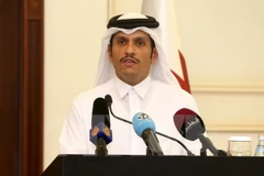 Ngoại trưởng Qatar Sheikh Mohammed bin Abdulrahman Al-Thani trong một cuộc họp báo tại Doha. (Nguồn: AFP/TTXVN)