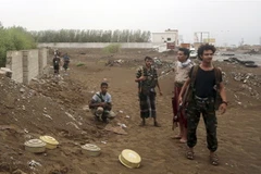 Các tay súng Houthi tại thành phố Hodeidah, Yemen ngày 13/9/2018. (Nguồn: AFP/TTXVN) 