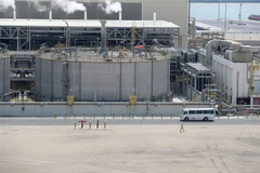 Toàn cảnh thành phố công nghiệp Ras Laffan, nơi đặt các cơ sở sản xuất khí đốt tự nhiên hóa lỏng (LNG) của Qatar, cách thủ đô Doha khoảng 80km về phía Bắc tháng 2/2017. (Nguồn: AFP/TTXVN) 