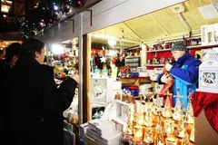 [Video] Không khí Giáng sinh đang tưng bừng khắp nơi trên thế giới