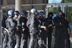 Hiện trường đặc nhiệm Đức bắn hạ đối tượng xả súng tại rạp chiếu phim