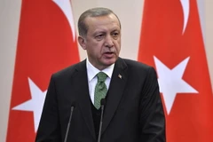 Tổng thống Thổ Nhĩ Kỳ Recep Tayyip Erdogan trong cuộc họp báo ở Sochi, Nga ngày 3/5. (Nguồn: AFP/TTXVN)