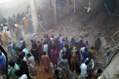 Hiện trường vụ sập trần. (Nguồn: AFP)