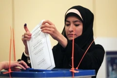 Người dân Iraq tham gia bỏ phiếu. (Nguồn: AFP/TTXVN)