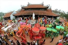 [Video] Thăm Phủ Tiên Hương - phủ chính trong quần thể di tích Phủ Dầy