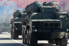 Hệ thống tên lửa S-400. (Nguồn: CNBC.com)