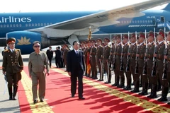 Hình ảnh Tổng Bí thư Nông Đức Mạnh thăm Triều Tiên năm 2007