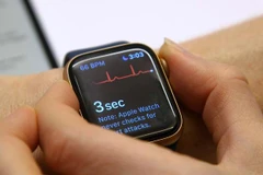 Apple Watch Series 4. (Nguồn: CNBC)