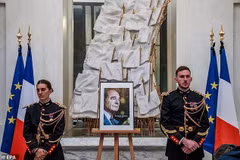 Nước Pháp treo cờ rủ tưởng nhớ cựu Tổng thống Jacques Chirac