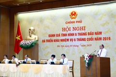 Thủ tướng Chính phủ Nguyễn Xuân Phúc phát biểu tại hội nghị. (Ảnh: Thống Nhất/TTXVN)