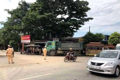 Thanh Hóa: Xe tải đâm trực diện xe máy làm 4 người thương vong