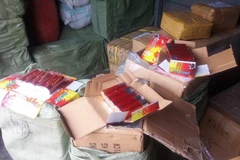 Bình Dương: Phát hiện hàng chục tấn hàng lậu vận chuyển bằng tàu hoả 