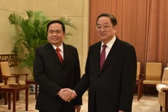 Đoàn đại biểu cấp cao Mặt trận Tổ quốc Việt Nam hội kiến với Đoàn đại biểu cấp cao Chính hiệp Toàn quốc Trung Quốc. (Ảnh: Lê Trung Kiên/TTXVN)