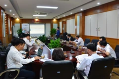 Hội thảo “Công bố Lộ trình chuyển đổi số cho doanh nghiệp,” ngày 26/11, (Ảnh: Vietnam+)