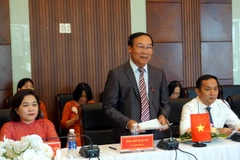 Ông Võ Xuân Ca, Chủ tịch Ủy ban Mặt trận Tổ quốc Việt Nam tỉnh Quảng Nam phát biểu ý kiến tại hội đàm. (Ảnh: Trịnh Bang Nhiệm/TTXVN)