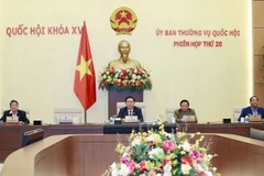 Chủ tịch Quốc hội Vương Đình Huệ phát biểu bế mạc phiên họp. (Ảnh: Doãn Tấn/TTXVN)
