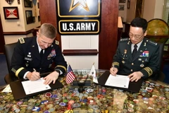 Quang cảnh lễ ký. (Nguồn: Yonhap)