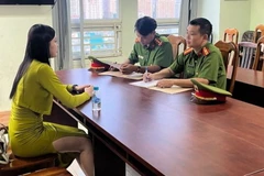 Phá đường dây môi giới mại dâm tiếp viên hàng không giá ngàn USD