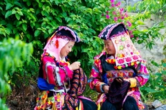 [Photo] Vẻ đẹp rực rỡ của trang phục dân tộc Lô Lô ở Hà Giang