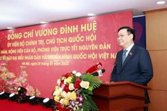 Chủ tịch Quốc hội đến thăm, chúc Tết hai cơ quan báo chí