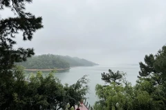 [Photo] Khám phá hồ Kẻ Gỗ - điểm du lịch xanh hấp dẫn du khách