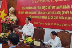 Giám sát về Chương trình, sách giáo khoa ở Bình Định, Bình Phước