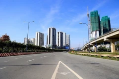 Một đoạn tuyến Xa lộ Hà Nội, thành phố Thủ Đức. (Ảnh: Hồng Đạt/TTXVN)