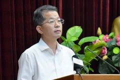 Ủy viên Trung ương Đảng, Bí thư Thành ủy, Trưởng Đoàn đại biểu Quốc hội thành phố Đà Nẵng Nguyễn Văn Quảng phát biểu khai mạc Hội nghị. (Ảnh: Quốc Dũng/TTXVN)