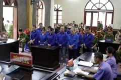 Quang cảnh phiên tòa. (Ảnh: Hữu Quyết/TTXVN)