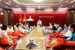 Ông Nguyễn Xuân Ký, Bí thư Tỉnh ủy, Chủ tịch HĐND tỉnh, Chủ tịch Hội đồng thi tuyển phát biểu tại cuộc thi. (Nguồn: Báo Quảng Ninh)