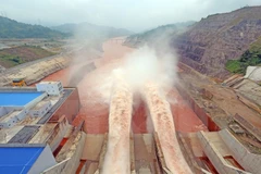 Khu vực đập chính của Thủy điện Lai Châu. (Ảnh: Huy Hùng/TTXVN) 