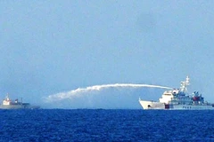 Trung Quốc tiếp tục dùng lực lượng lớn uy hiếp ngư dân Việt Nam